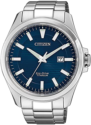 Citizen Herren Analog Eco-Drive Uhr mit Super Titanium Armband BM7470-84L, Silber